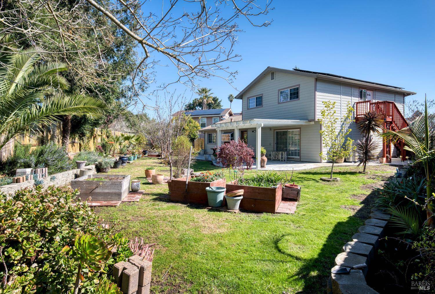 Petaluma, CA 94954,840 Sprucewood CT