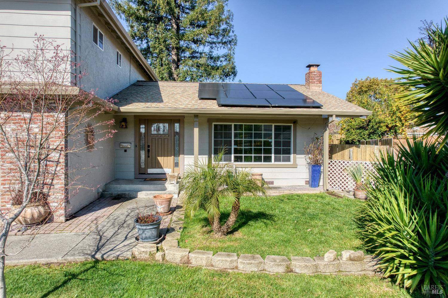 Petaluma, CA 94954,840 Sprucewood CT