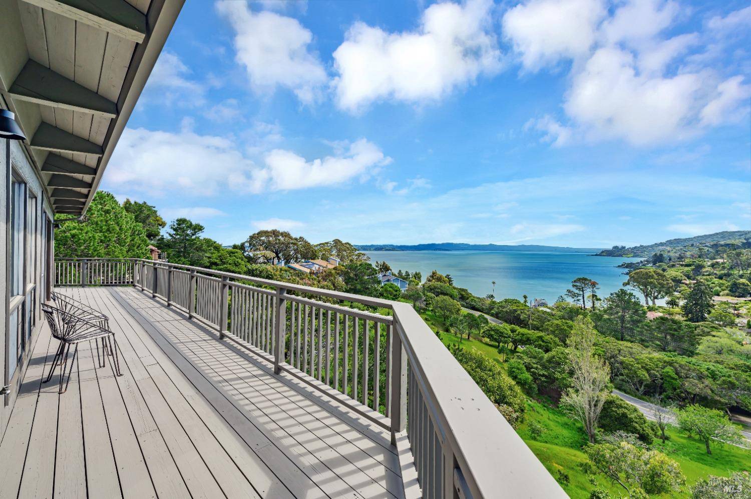 Tiburon, CA 94920,10 Mateo DR