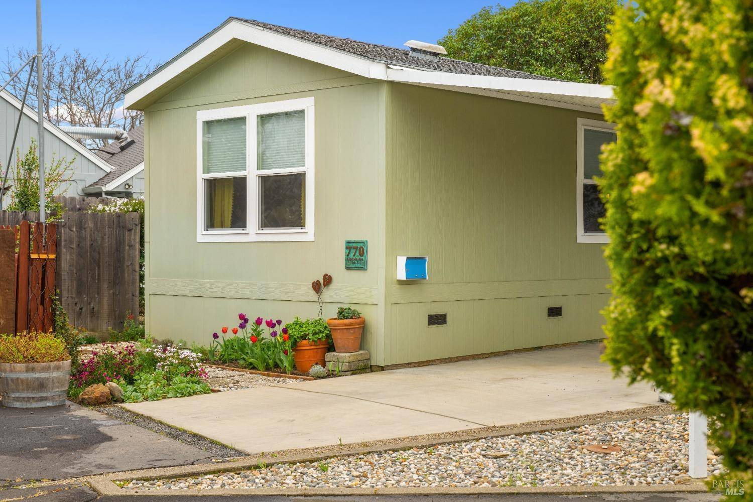 Napa, CA 94558,770 Lincoln AVE 1