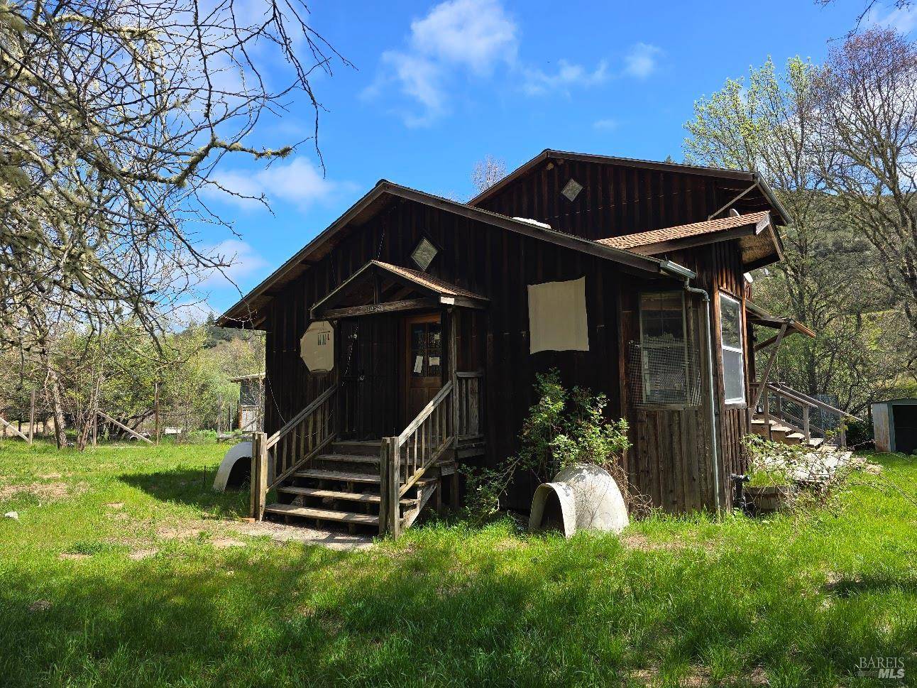 Willits, CA 95490,10625 Hearst Willits RD