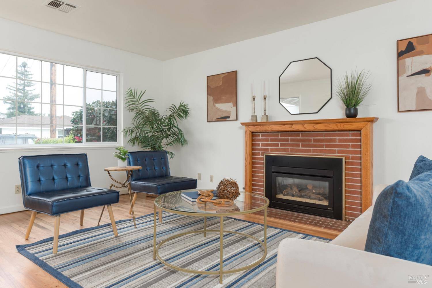 Napa, CA 94558,2325 Roberto ST