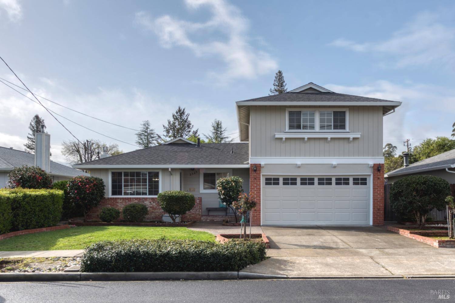 Napa, CA 94558,2325 Roberto ST