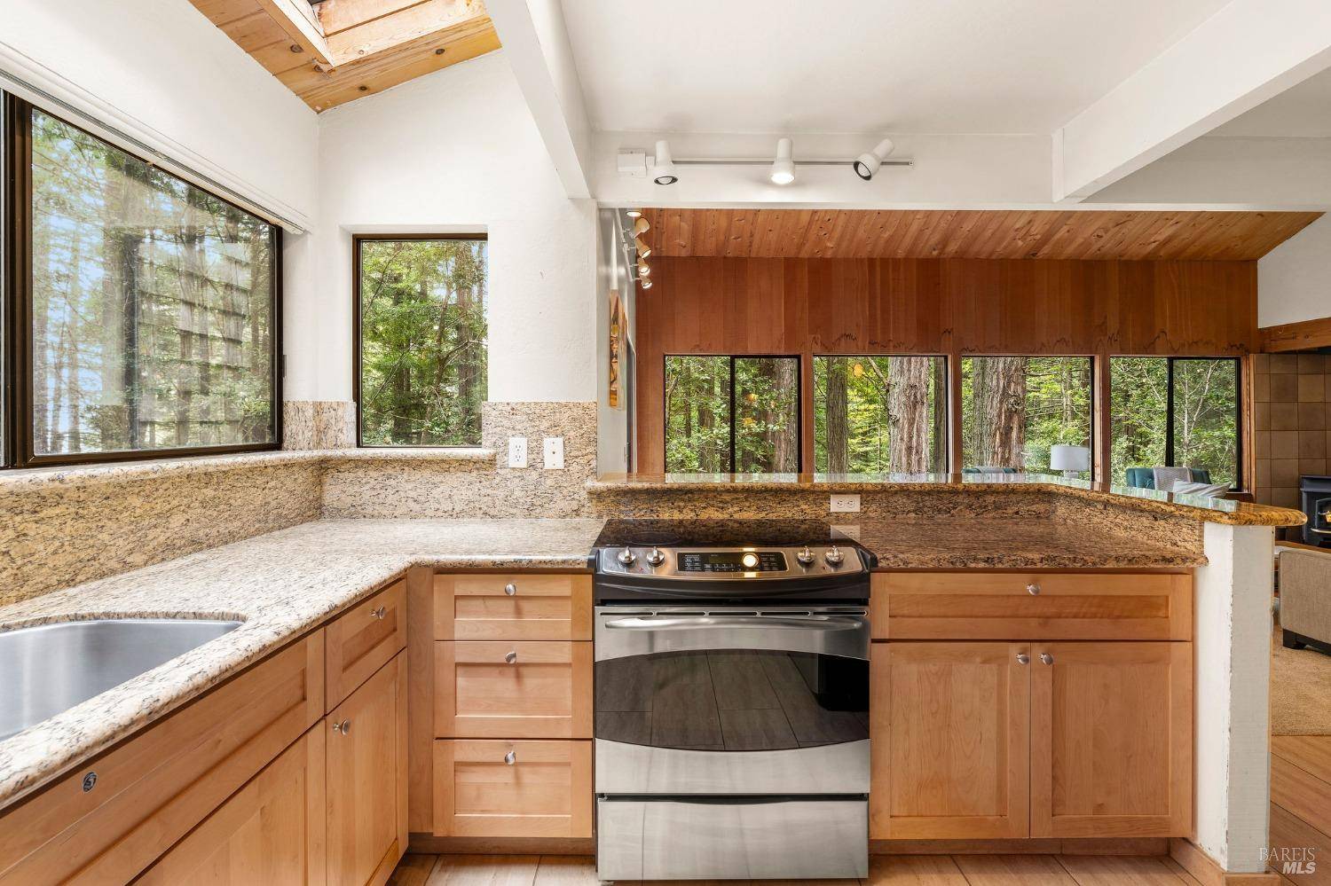 The Sea Ranch, CA 95497,384 Madrone Meadow