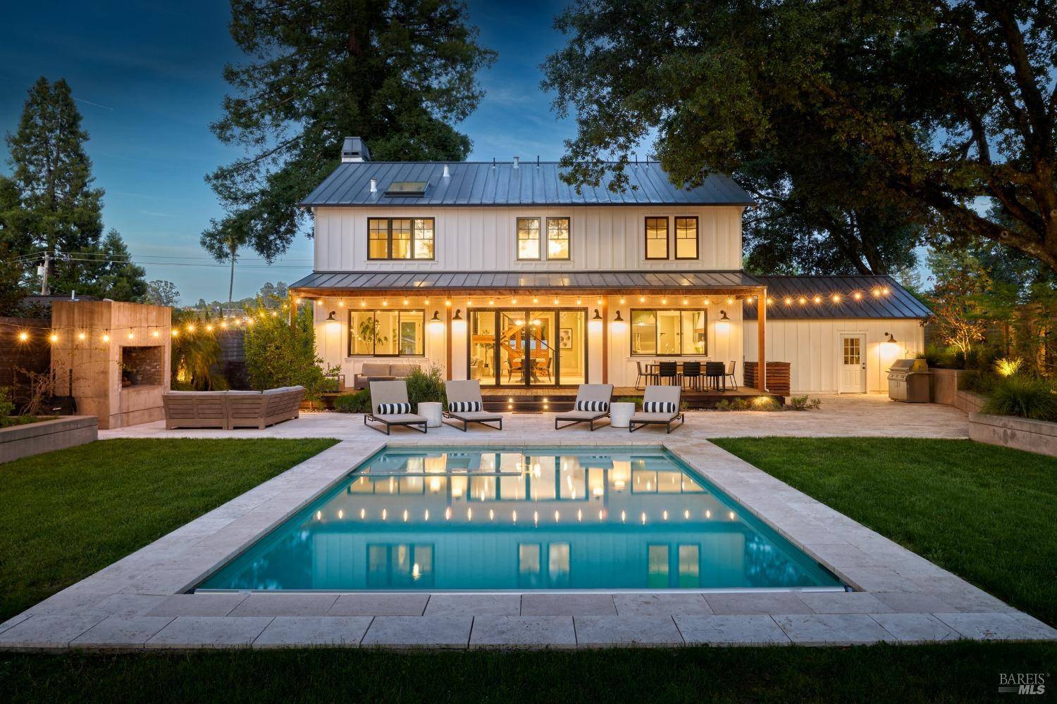 Healdsburg, CA 95448,817 Brown ST