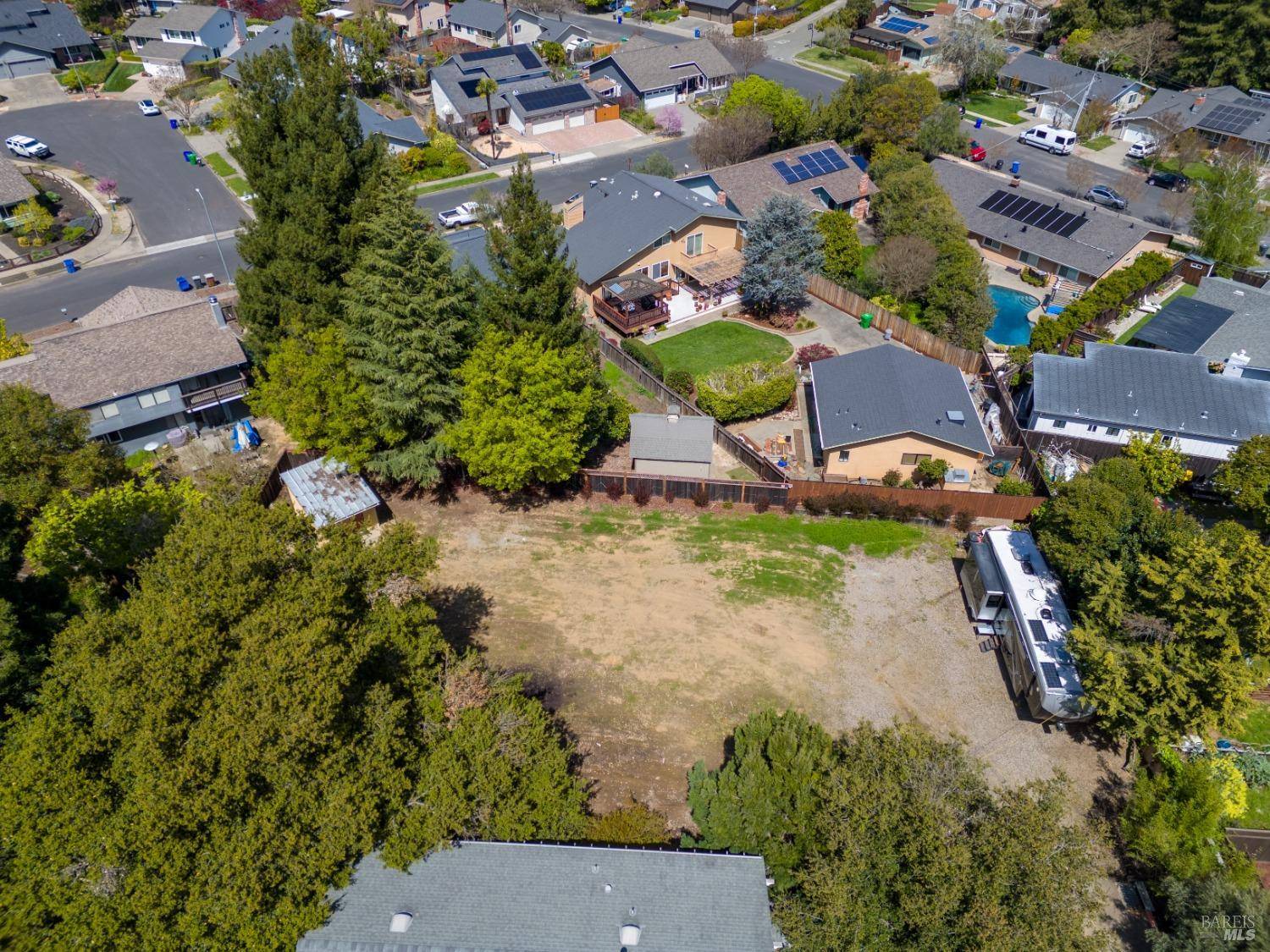 Napa, CA 94558,23 Chase LN