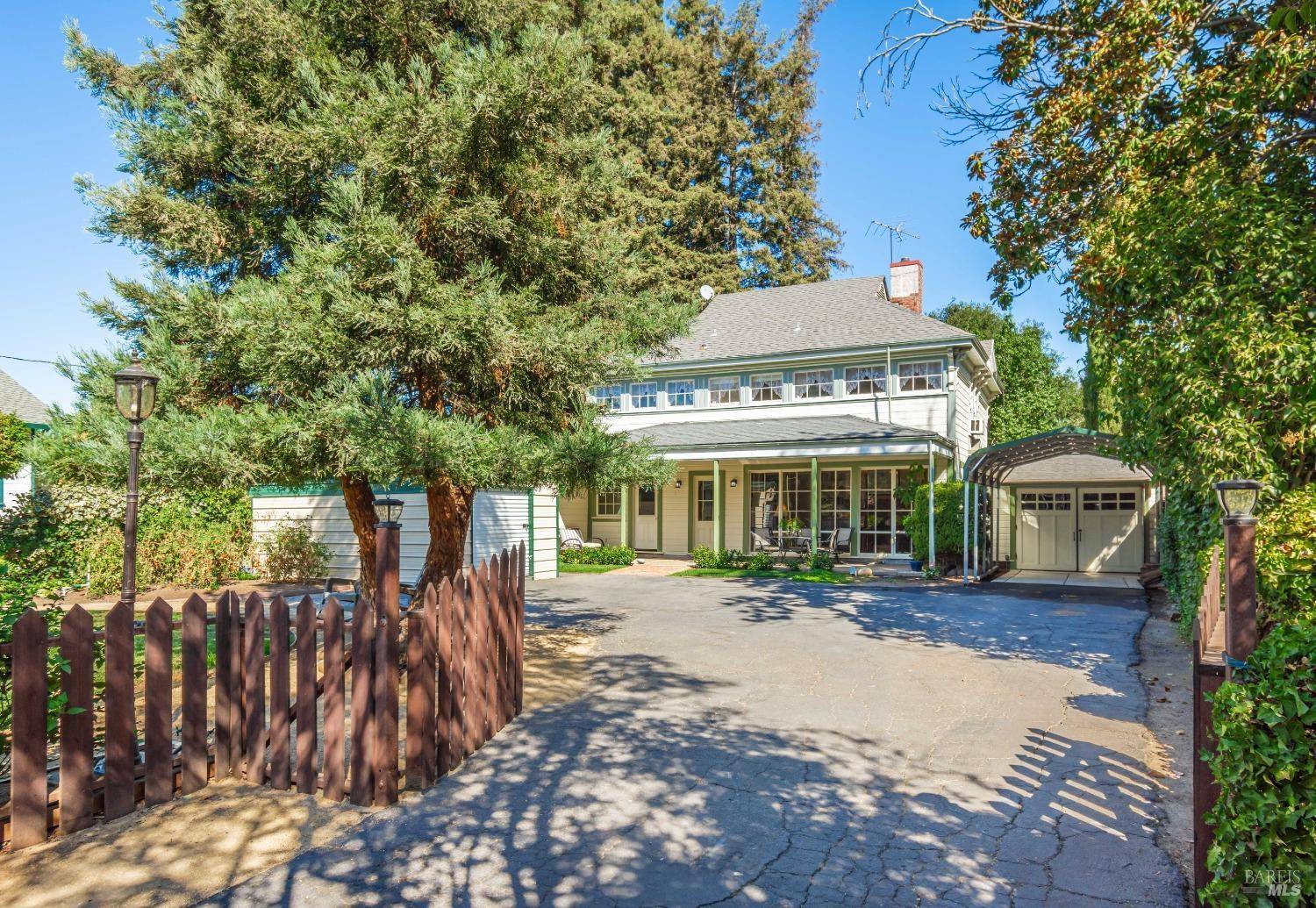 Napa, CA 94559,1436 Pine ST