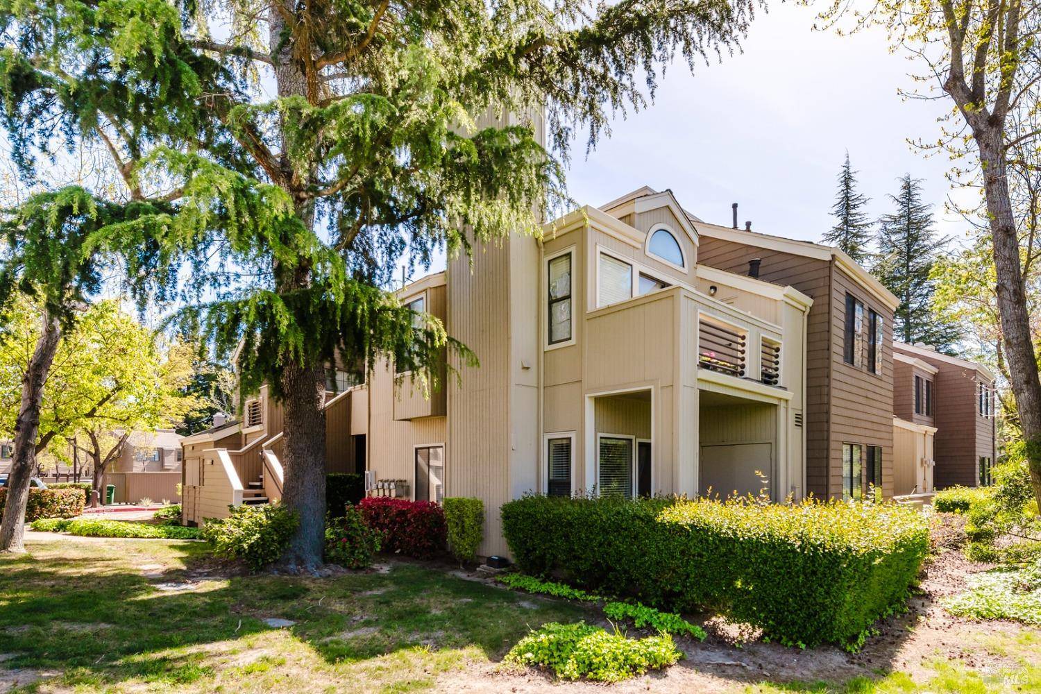 San Ramon, CA 94582,340 S Overlook DR