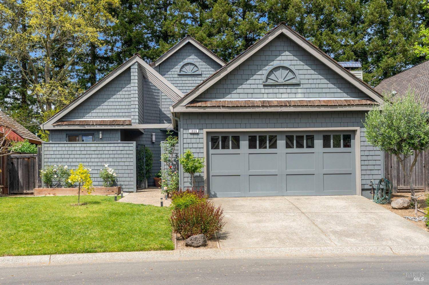 Yountville, CA 94599,1866 Oak CIR