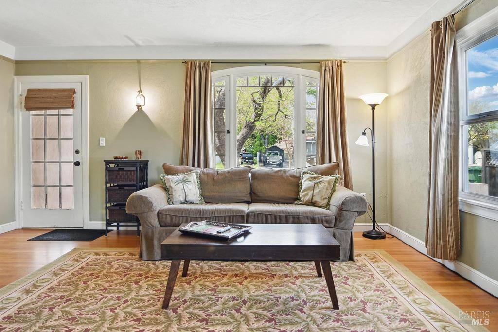 Calistoga, CA 94515,1422 3rd ST