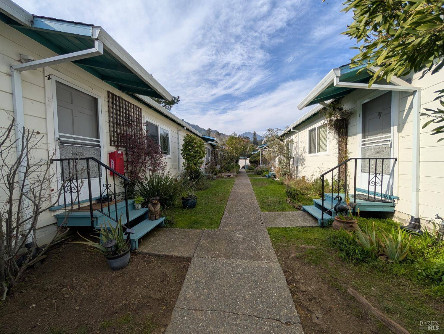 Corte Madera, CA 94925,135 Redwood AVE
