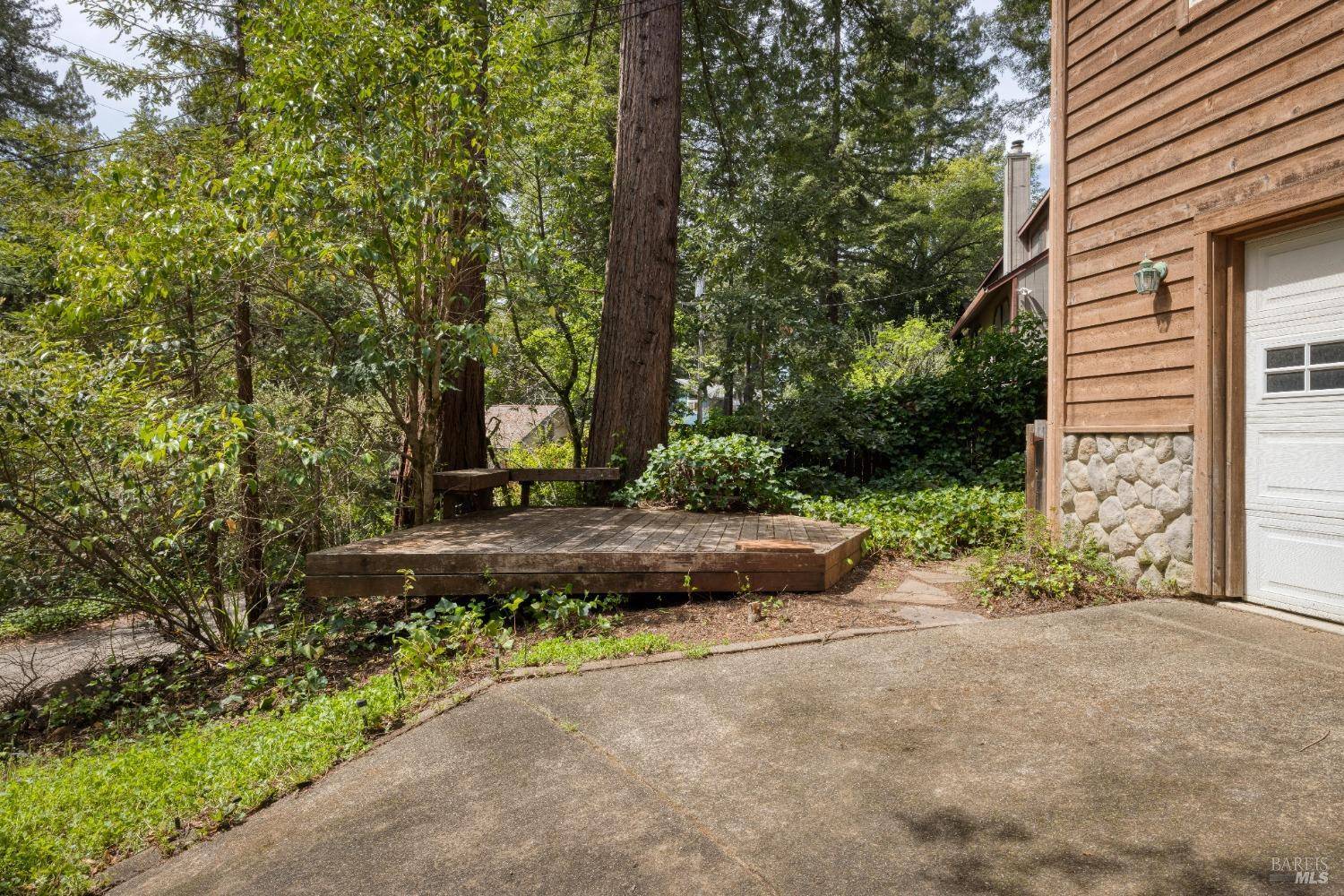 Guerneville, CA 95446,16589 Glenda DR