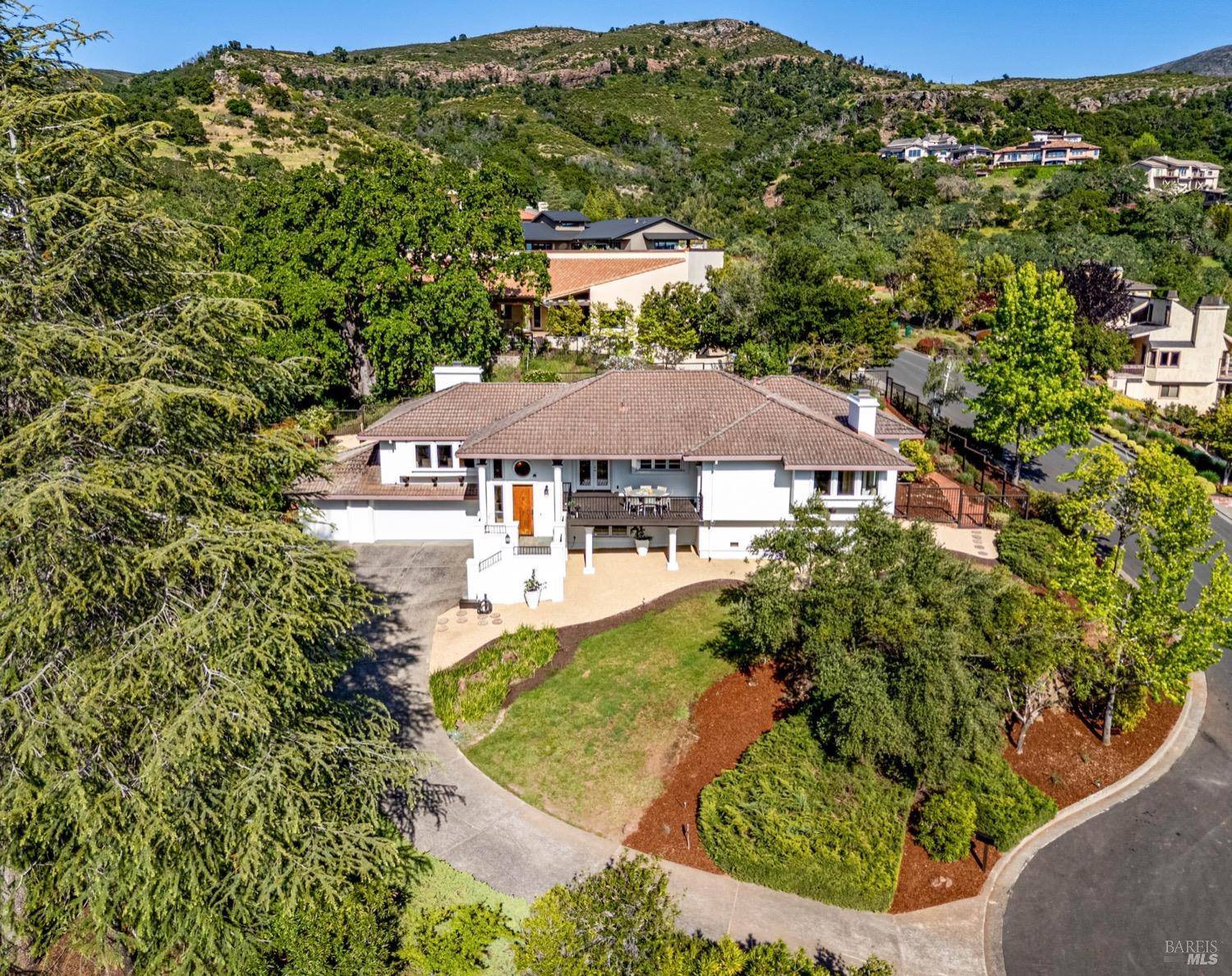 Napa, CA 94558,14 Maui WAY