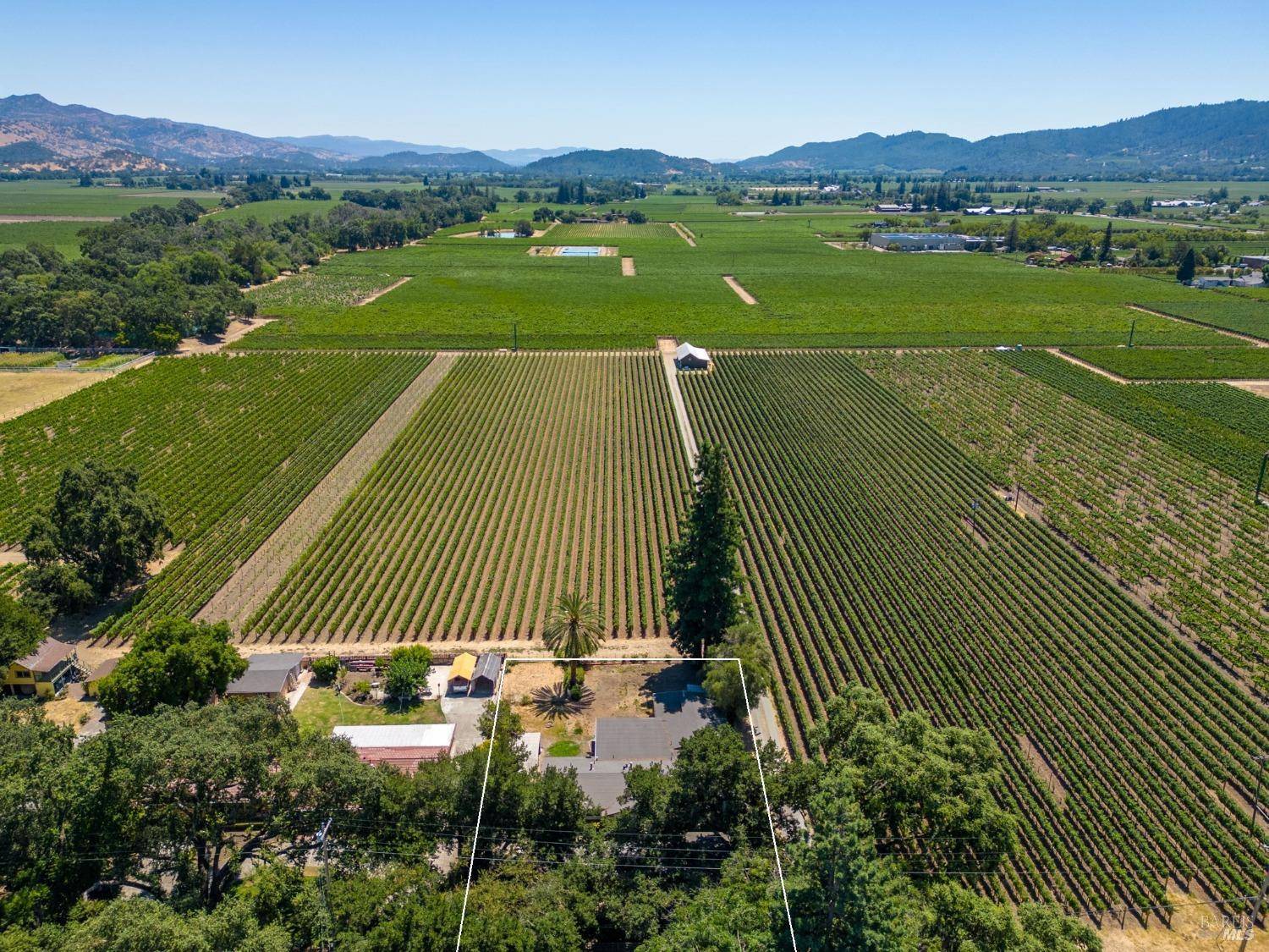 Napa, CA 94558,1039 Rutherford RD