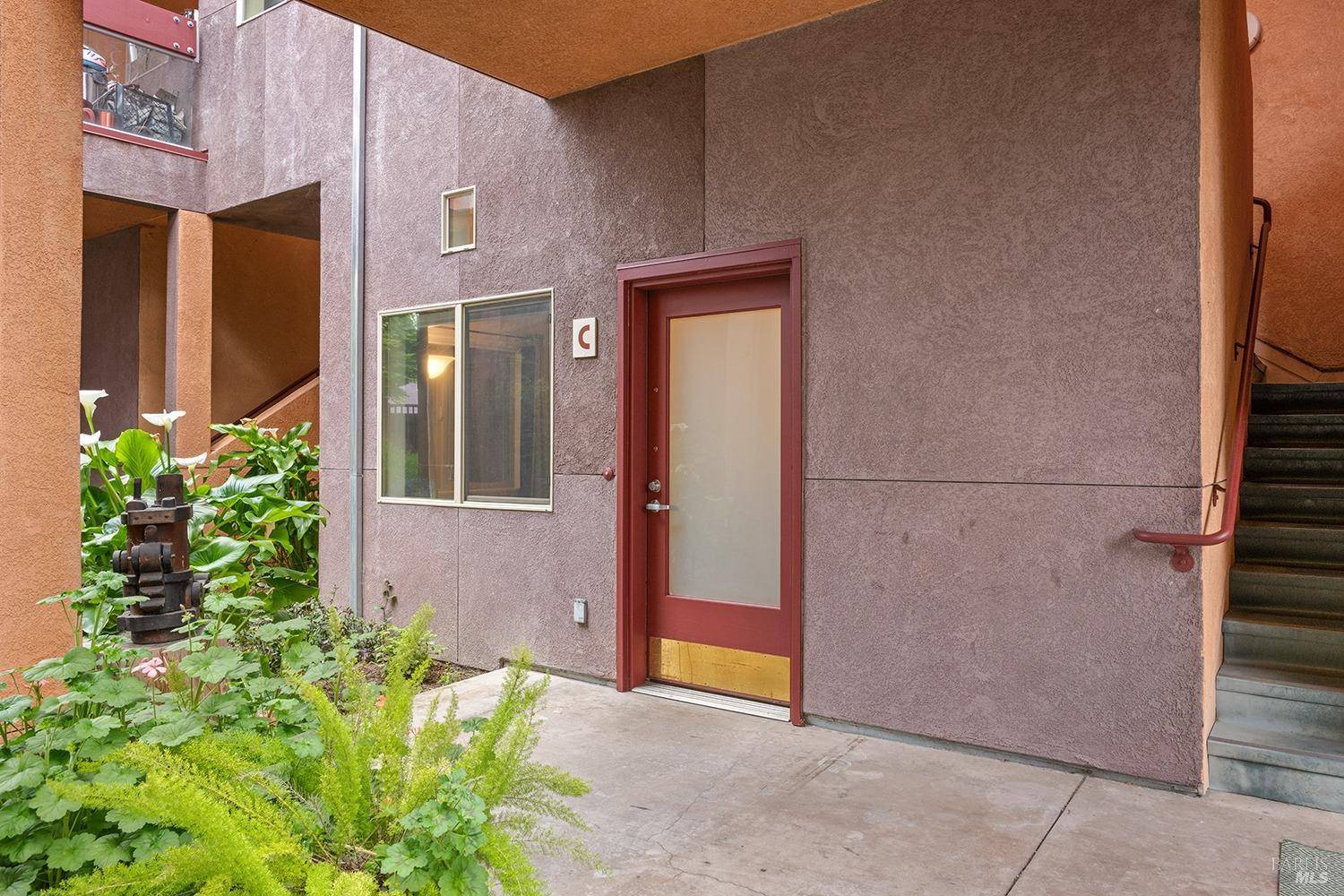 Santa Rosa, CA 95405,1354 Yulupa AVE C