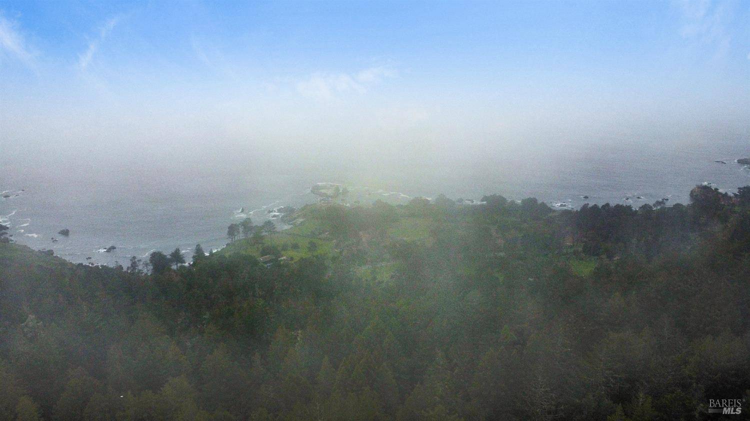 Jenner, CA 95450,22039 Timber Cove RD