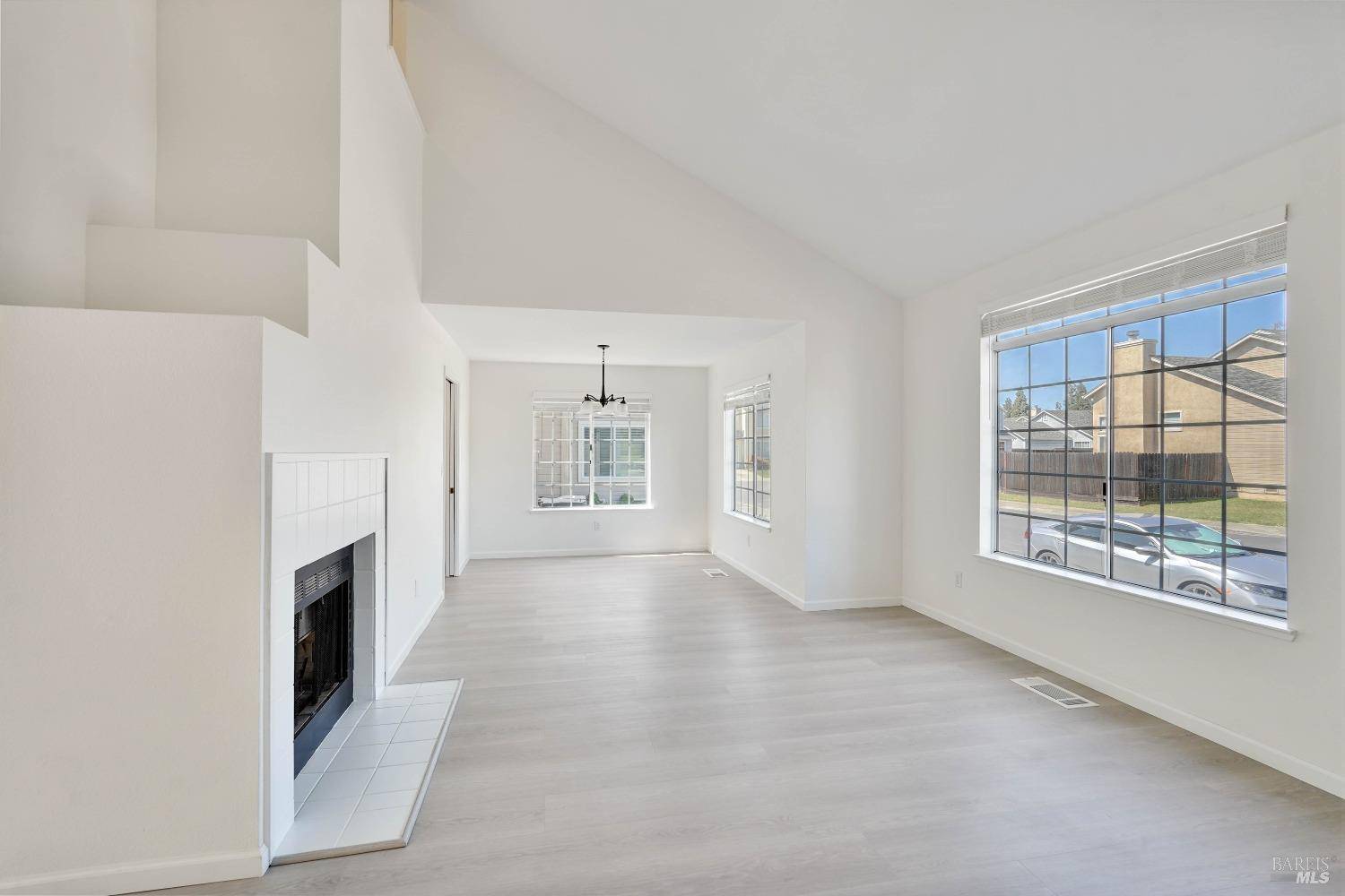 Suisun City, CA 94585,948 Shadywood CIR