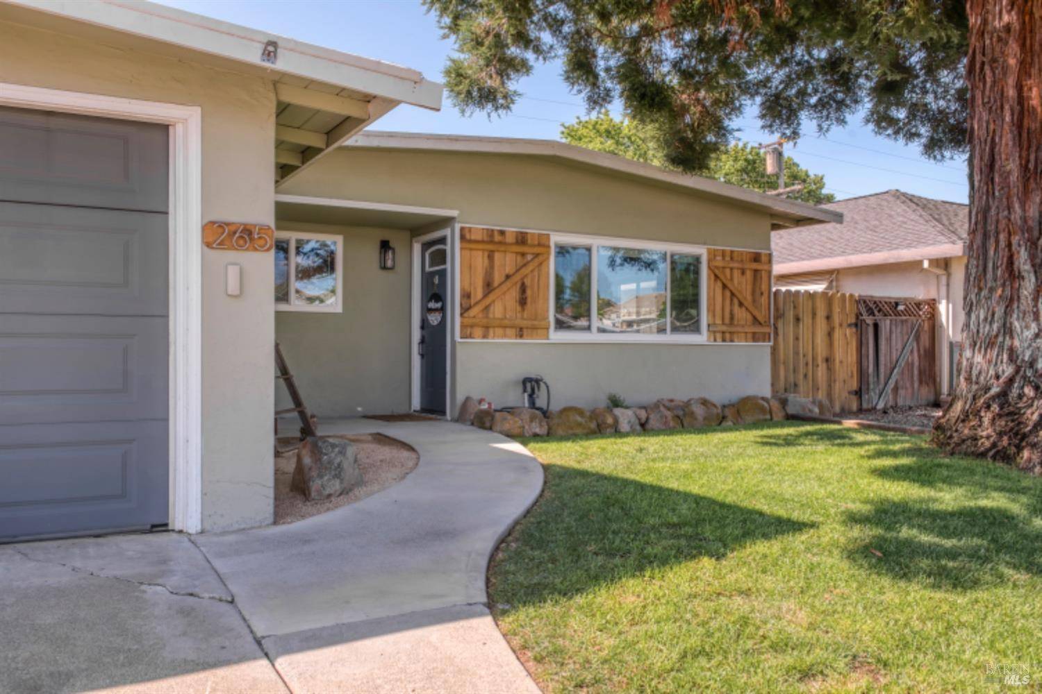 Vacaville, CA 95688,265 Juniper ST
