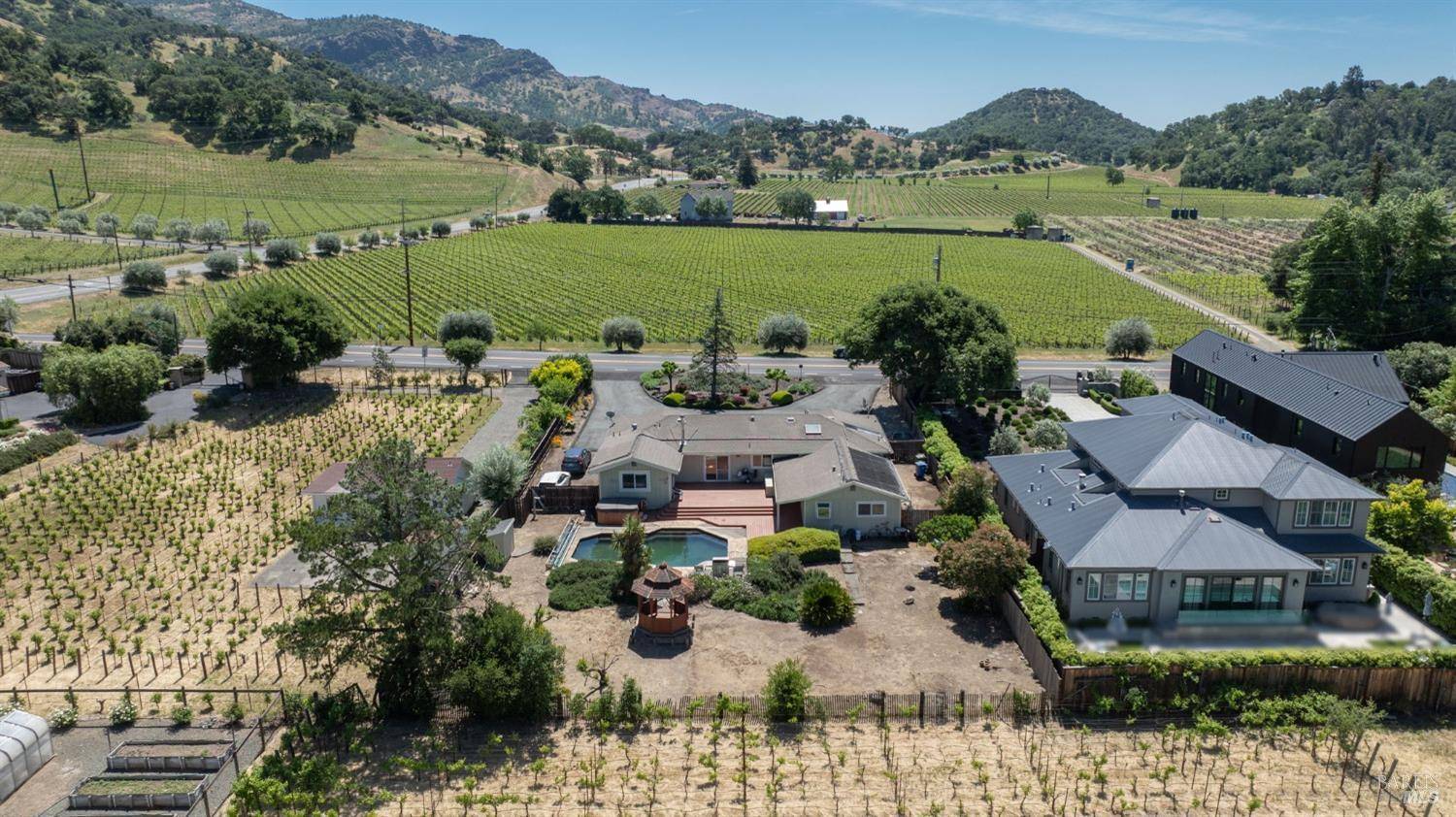Yountville, CA 94599,1550 Yountville Cross RD