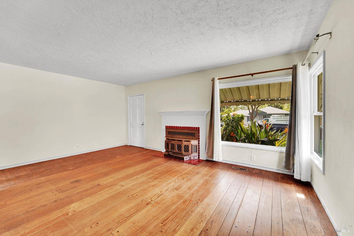 Vallejo, CA 94590,1334 Arkansas ST
