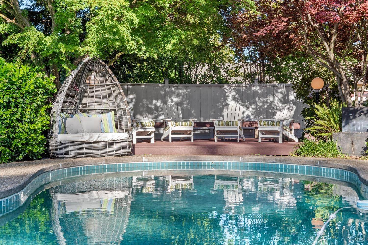 Healdsburg, CA 95448,119 Smith CT
