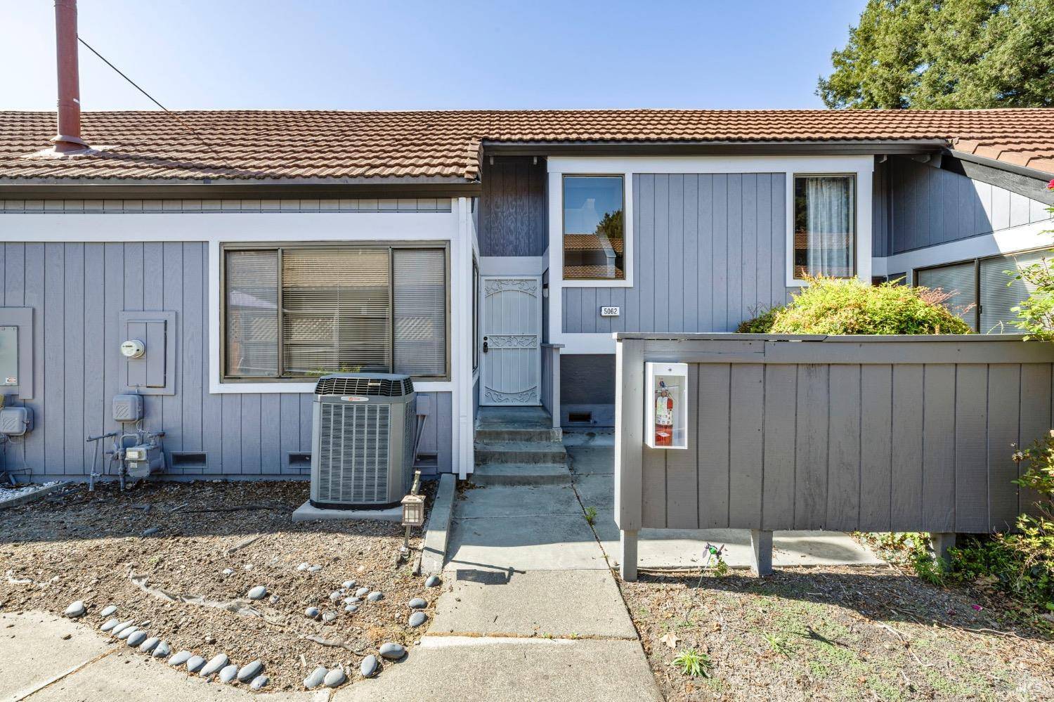 Rohnert Park, CA 94928,5062 Country Club DR