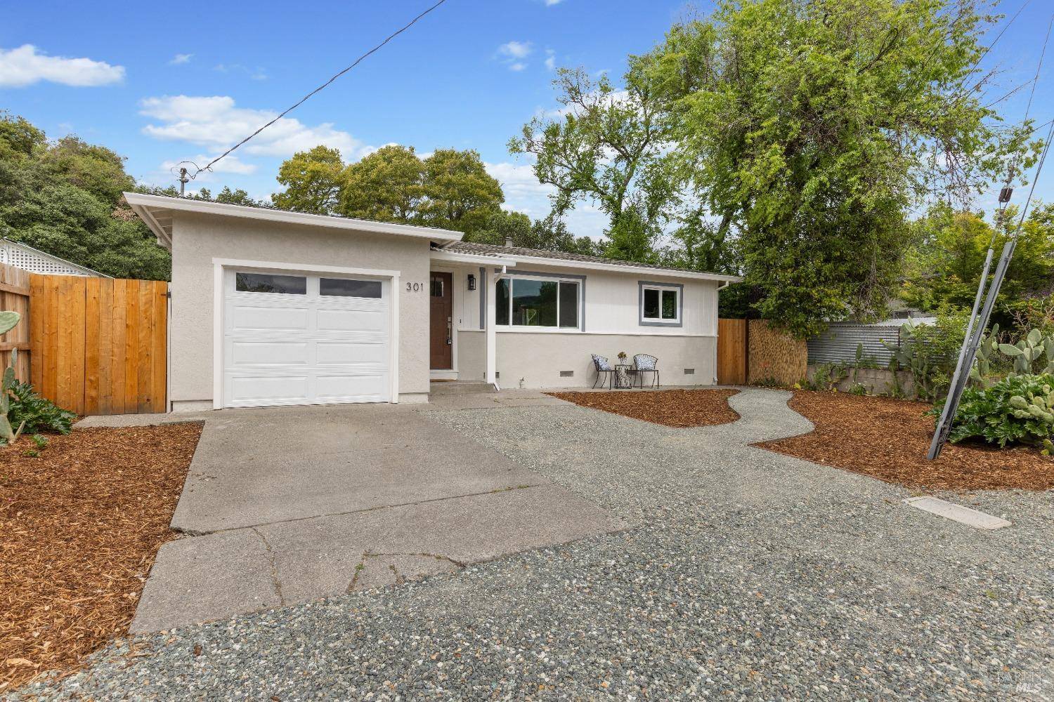 Sonoma, CA 95476,301 Baines AVE