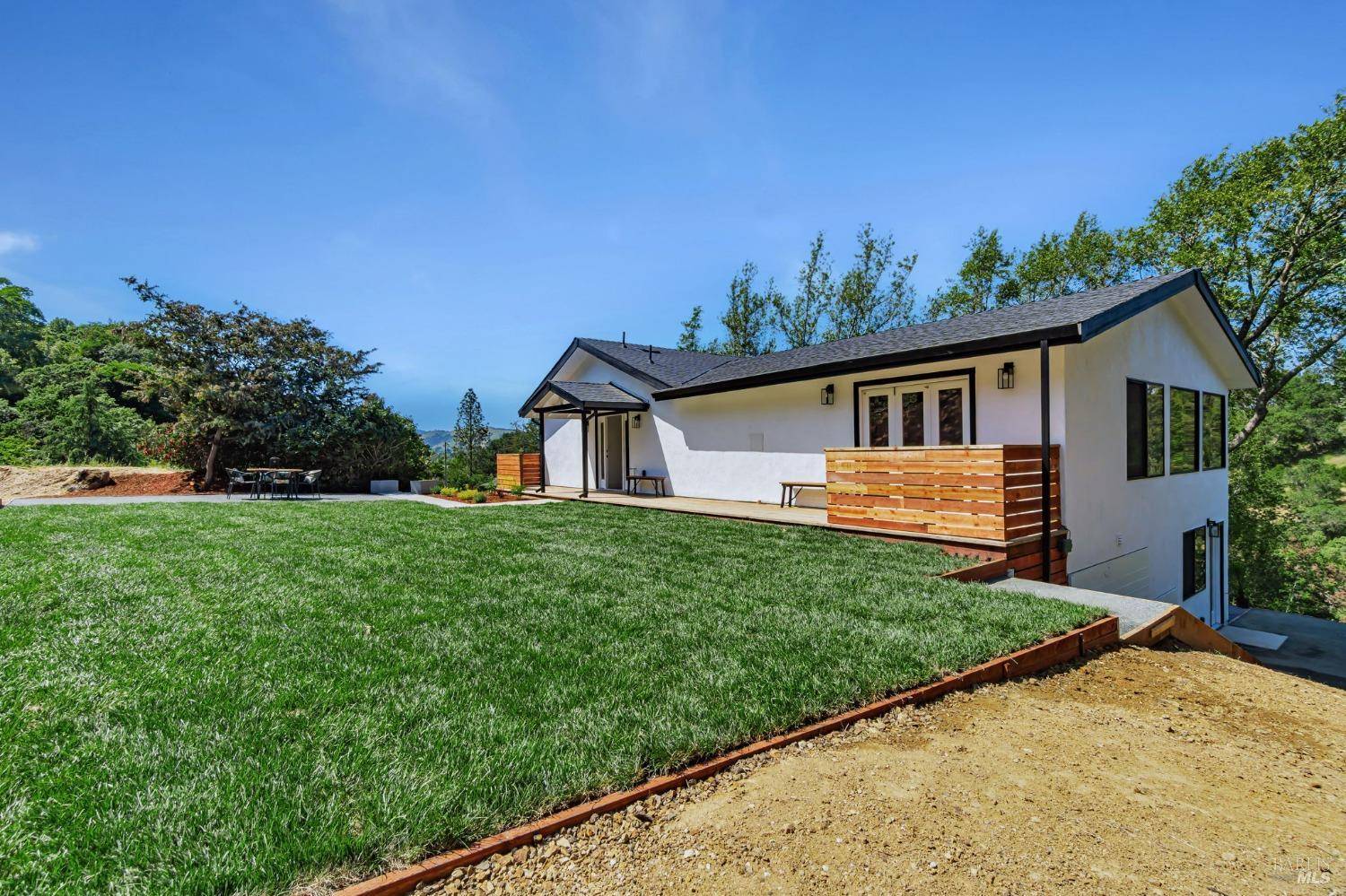 Novato, CA 94947,612 Canyon RD