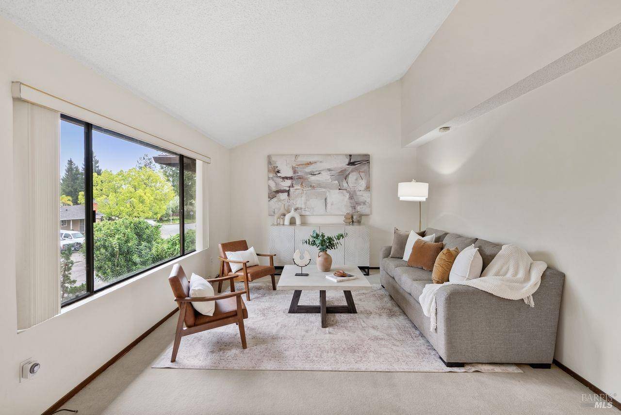 Santa Rosa, CA 95404,717 Buena Vista DR