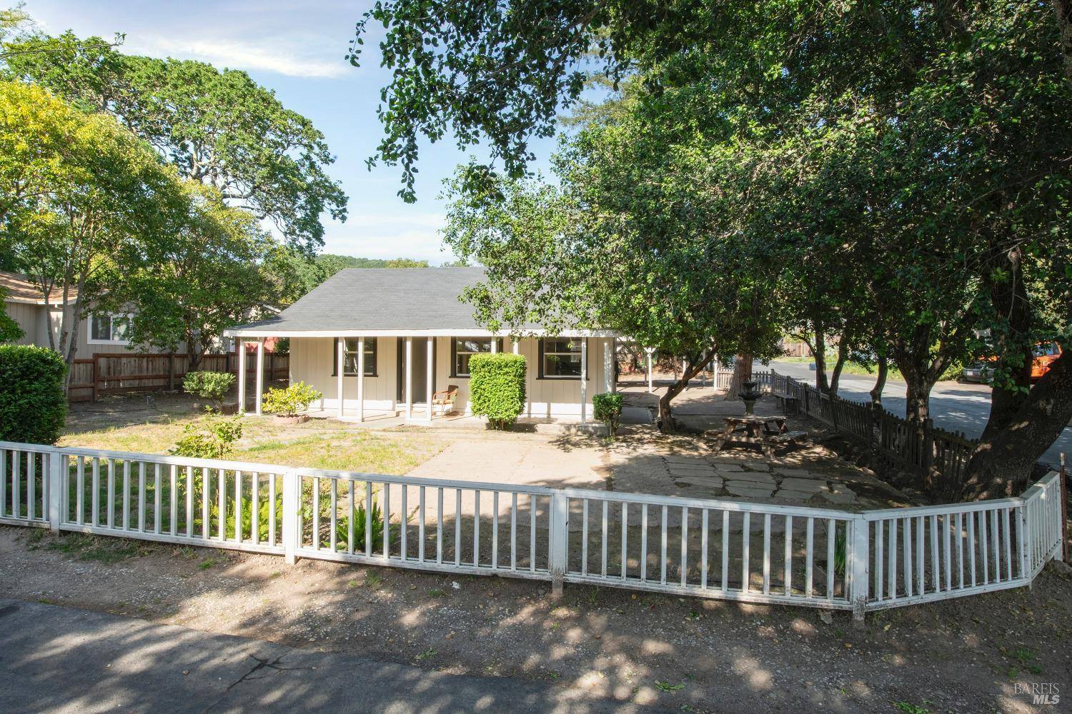 Sonoma, CA 95476,18259 5th AVE