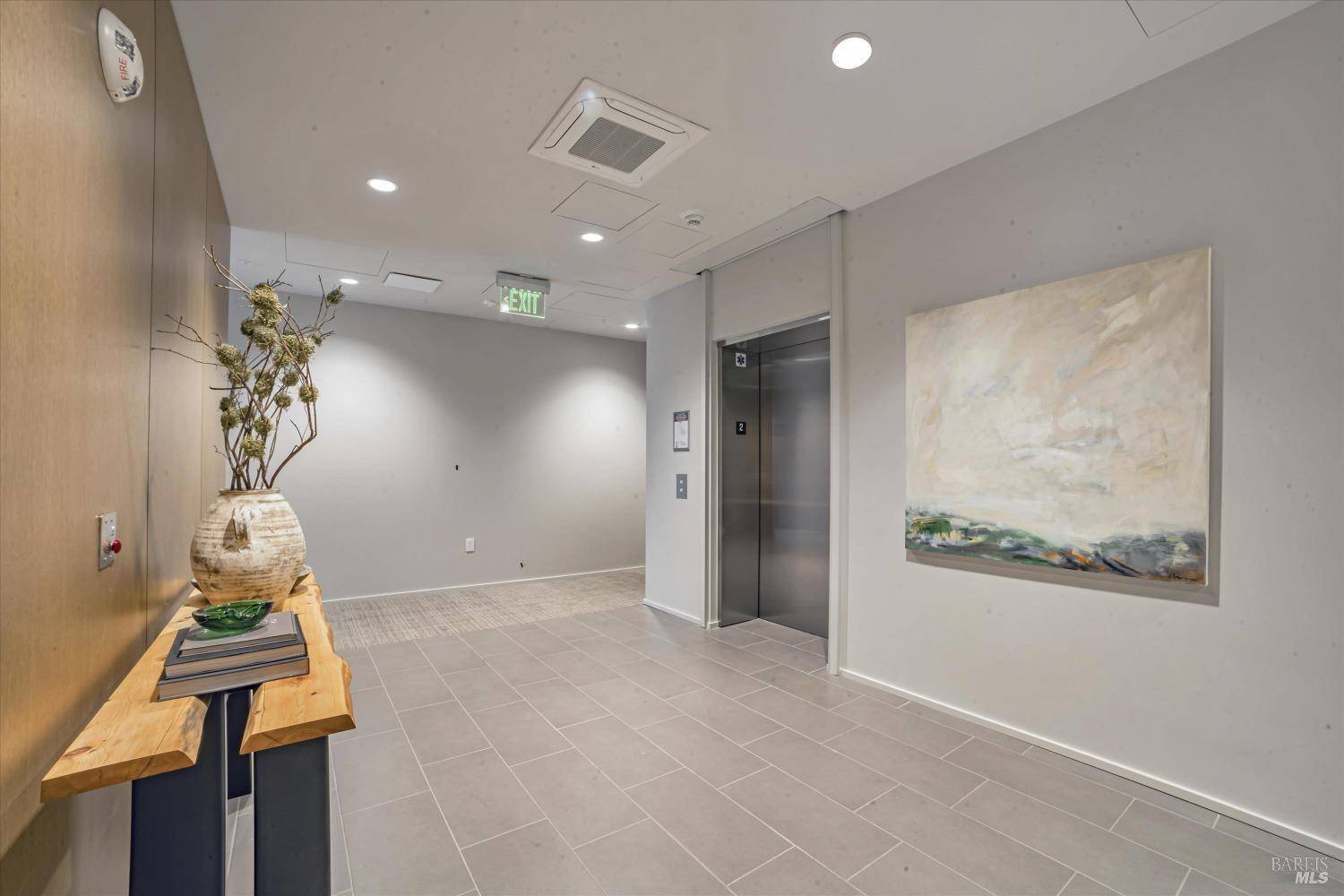 Healdsburg, CA 95448,131 Sawmill CIR 203