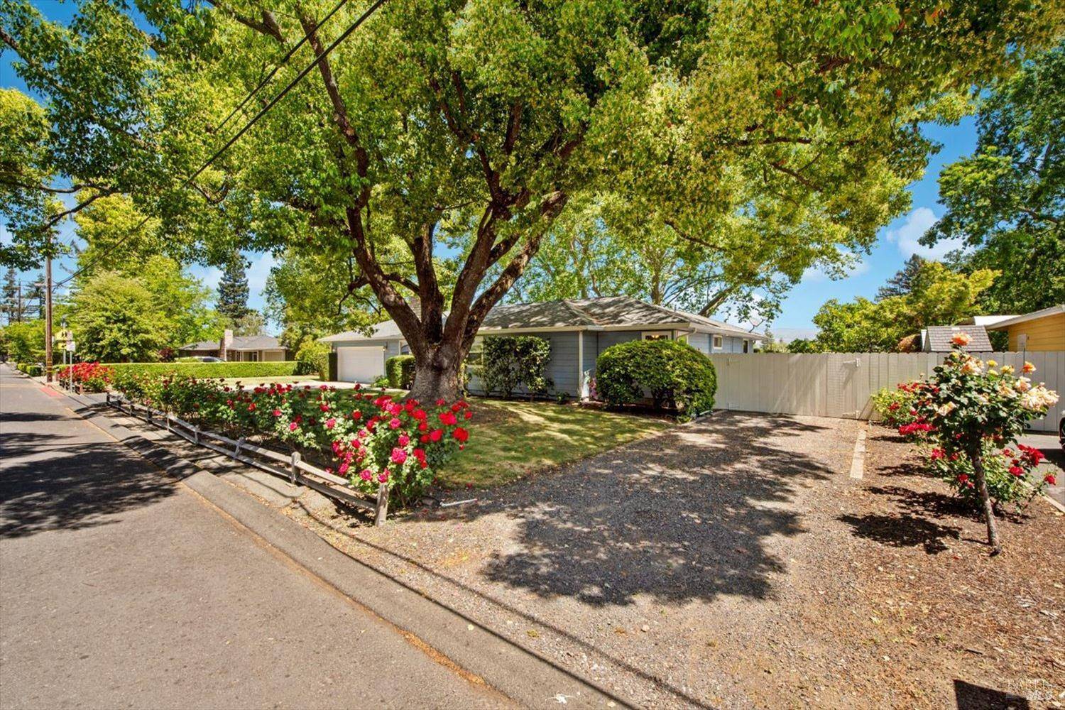 Napa, CA 94558,3834 Linda Vista AVE