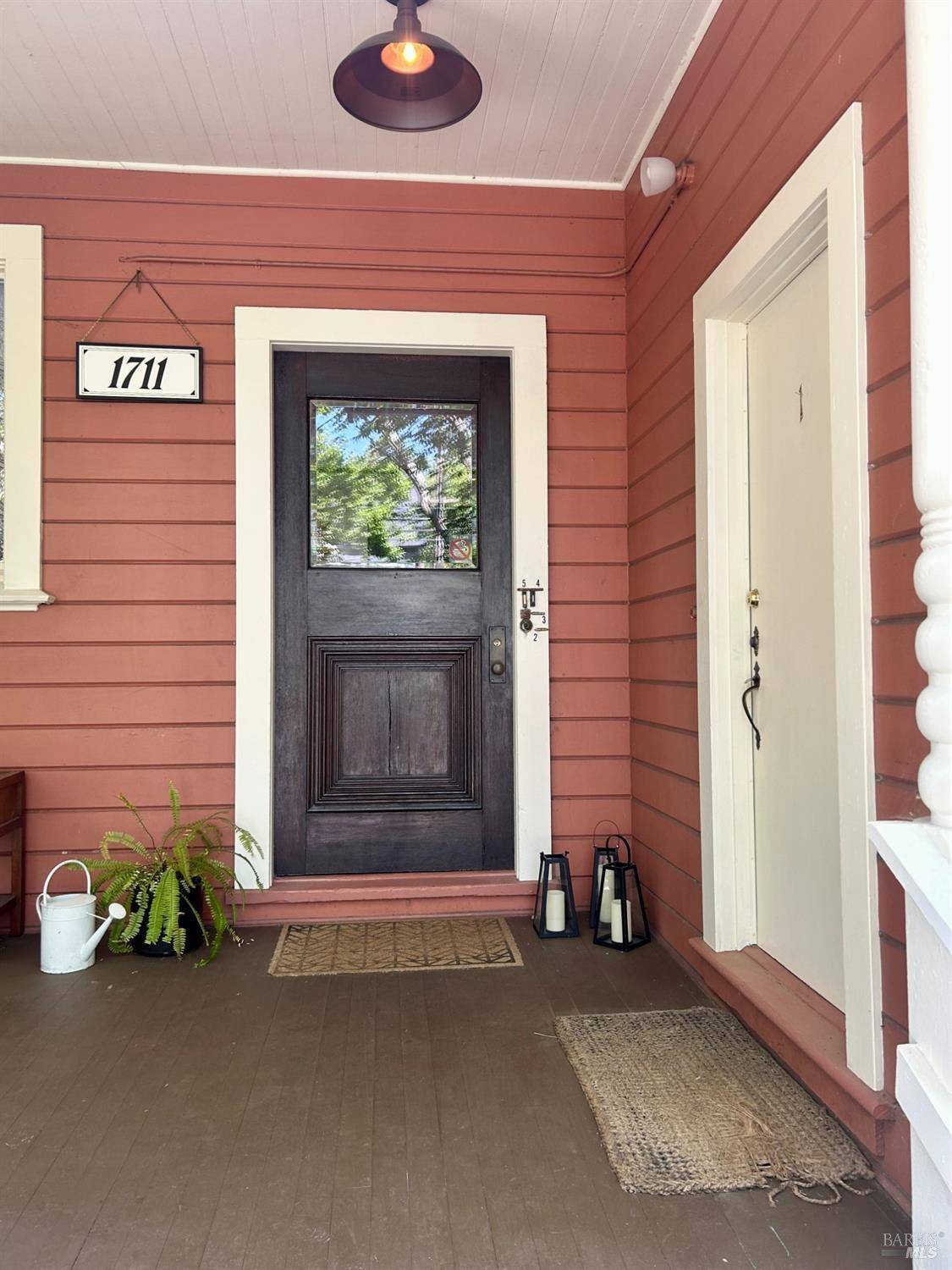 San Rafael, CA 94901,1711 5 th AVE