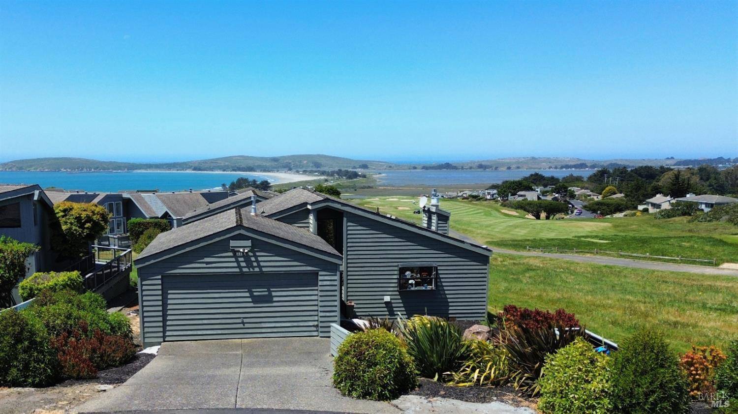 Bodega Bay, CA 94923,21199 Hummingbird CT