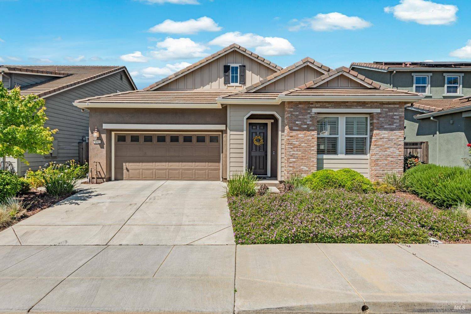 Dixon, CA 95620,1080 Columbia DR