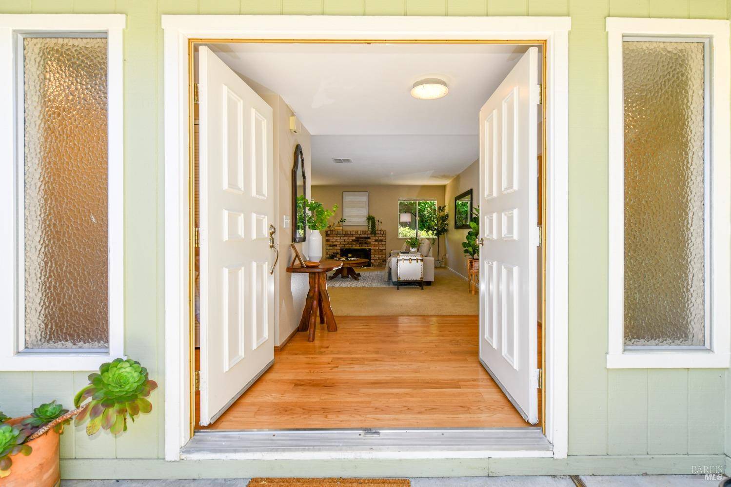Santa Rosa, CA 95409,7376 Oakmont DR