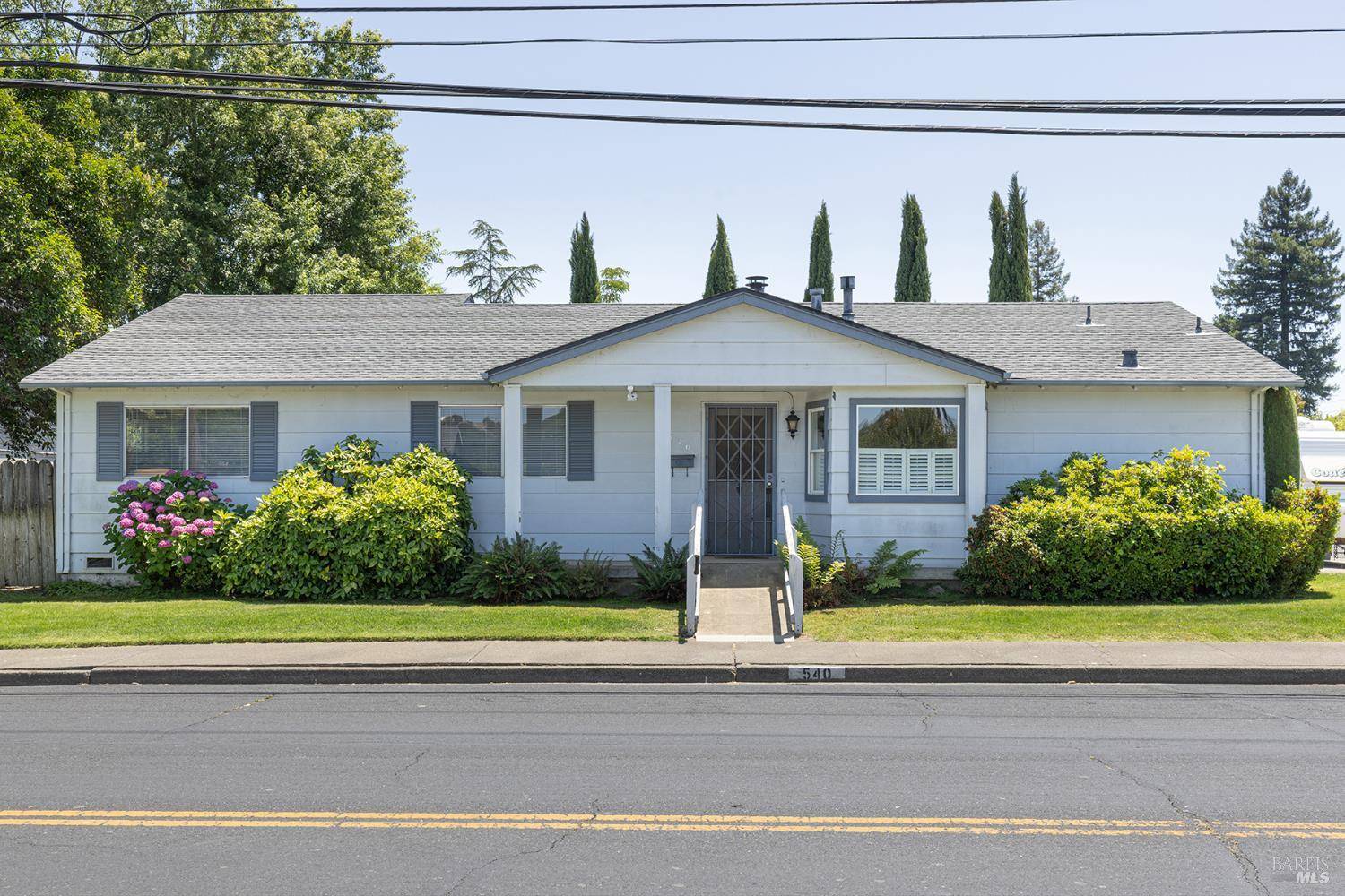 Healdsburg, CA 95448,540 Powell AVE