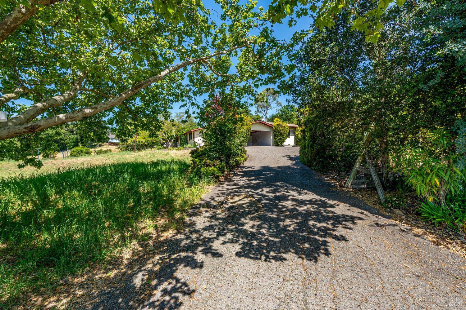Glen Ellen, CA 95442,14154 Meadow LN