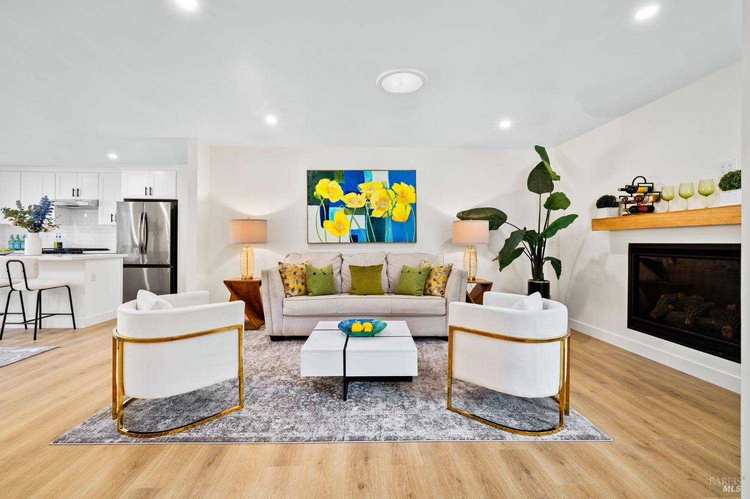 Santa Rosa, CA 95404,3298 Hidden Valley DR