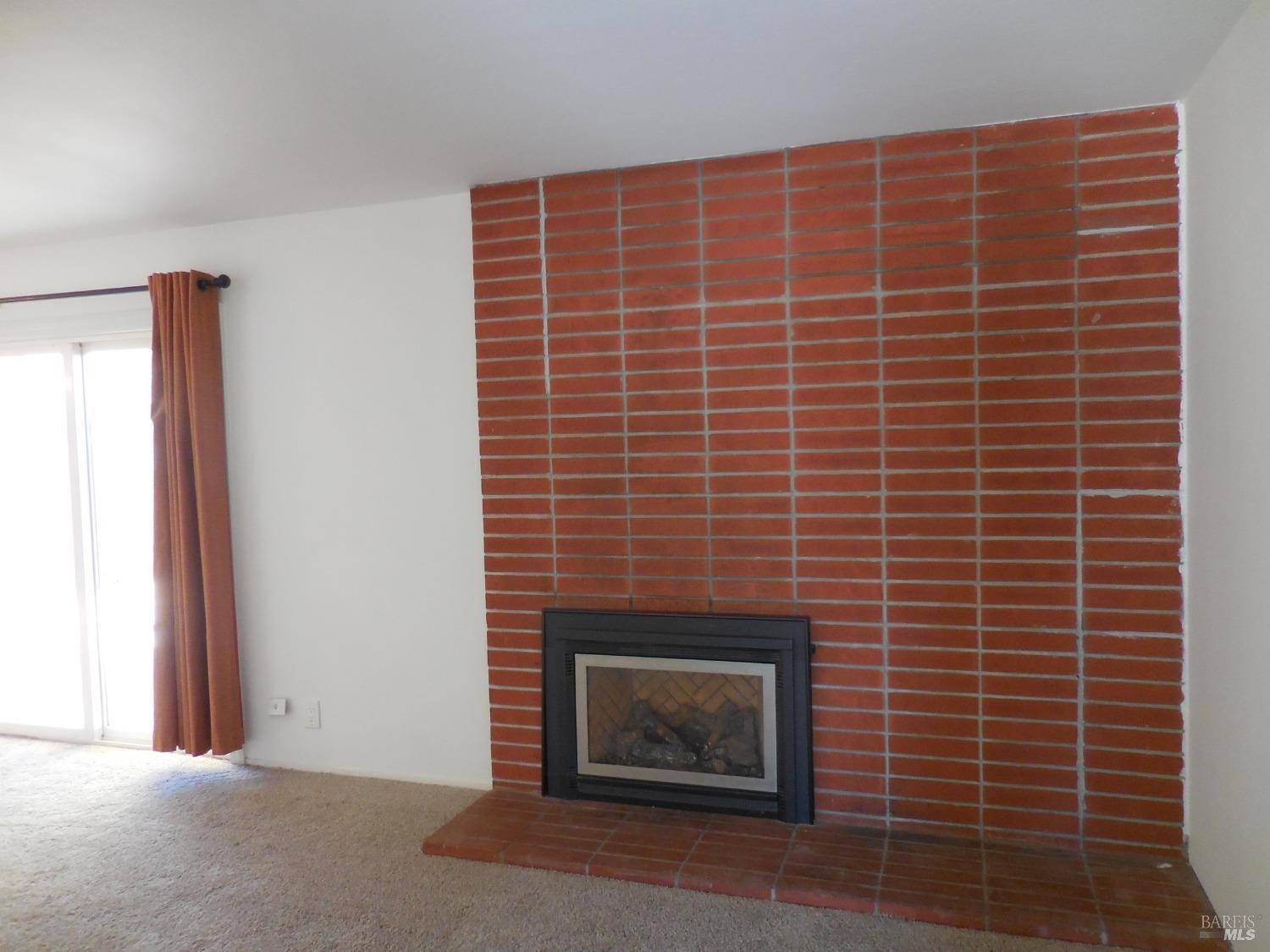 Vallejo, CA 94589,143 Kit Carson WAY