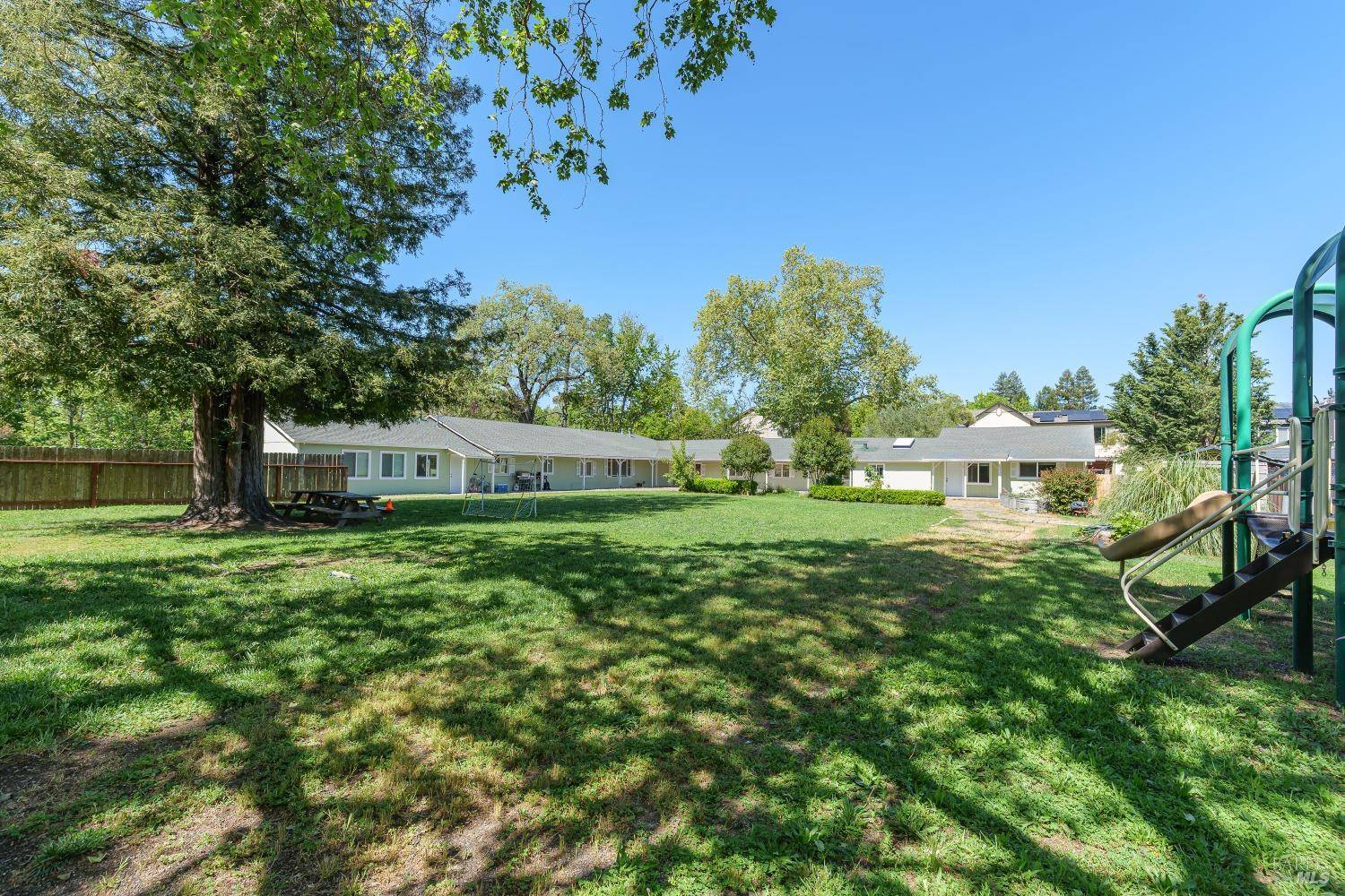 Santa Rosa, CA 95409,920 Acacia LN