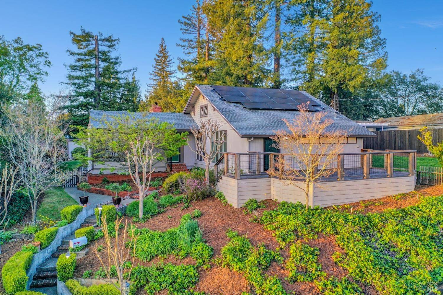Healdsburg, CA 95448,407 Sherman ST