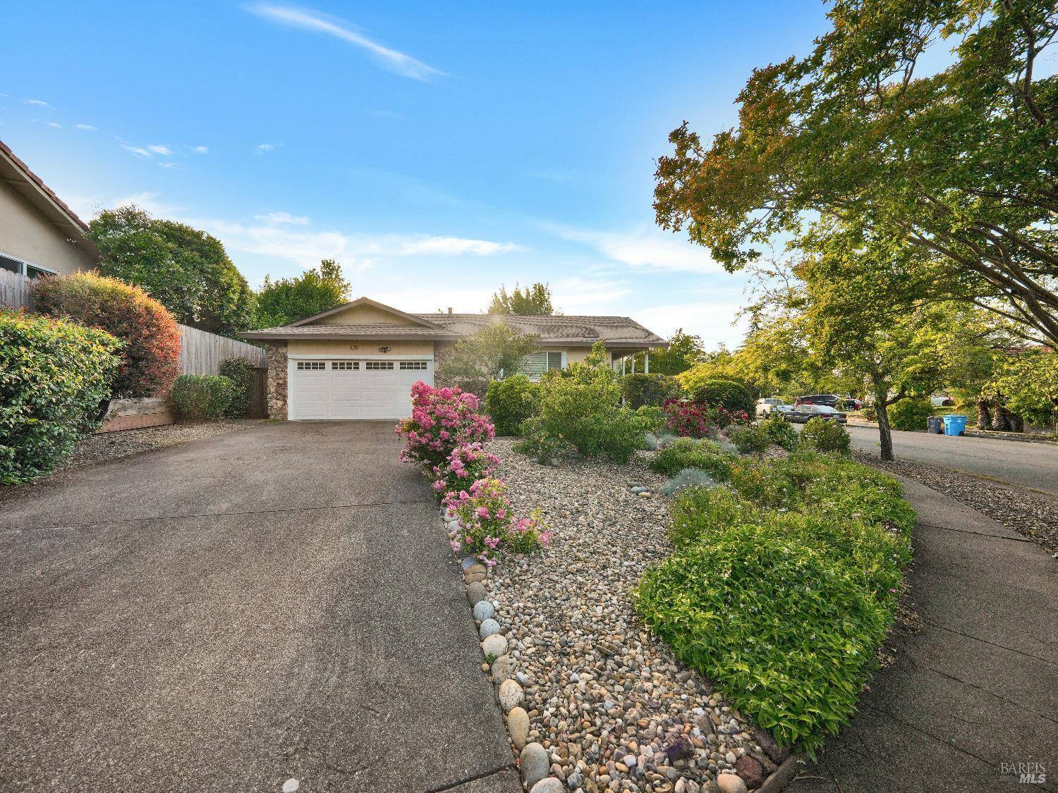 Santa Rosa, CA 95409,5535 El Encanto CIR