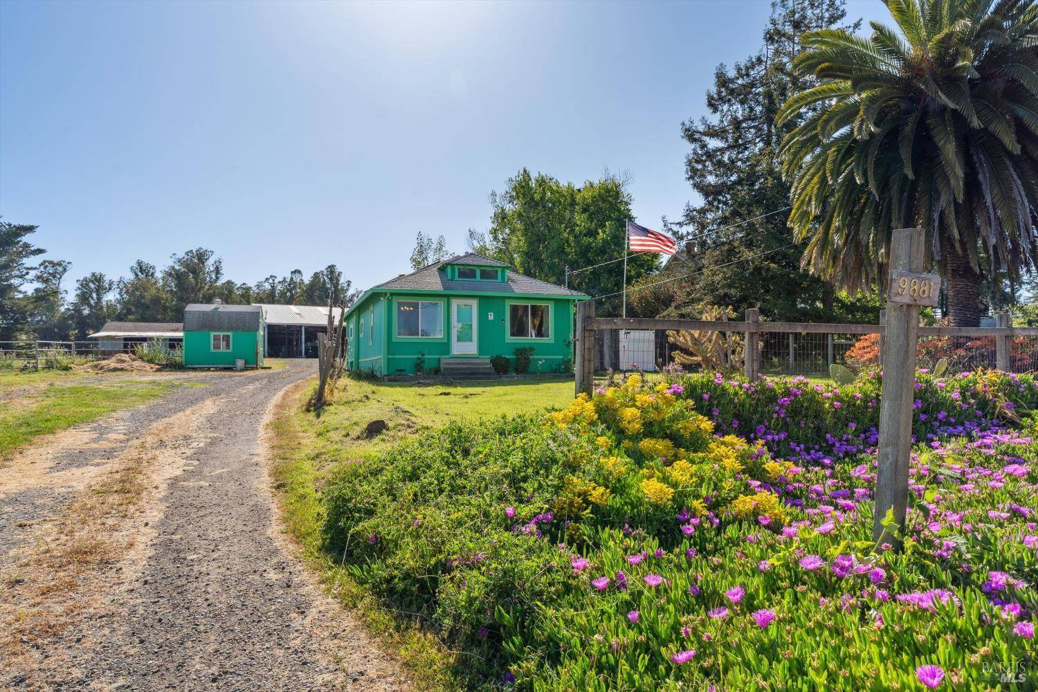 Penngrove, CA 94951,9881 Minnesota AVE