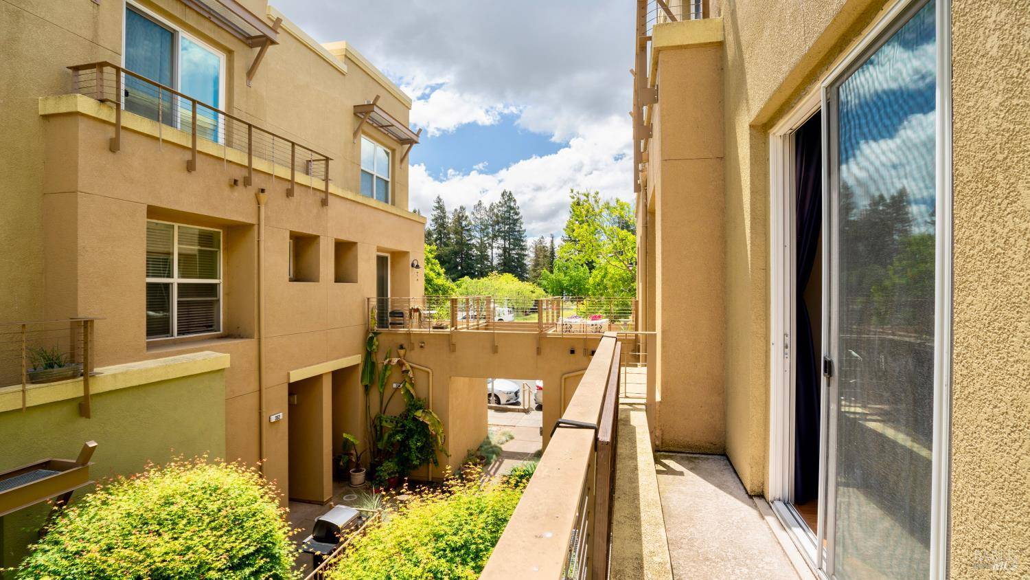 Rohnert Park, CA 94928,336 City Center DR