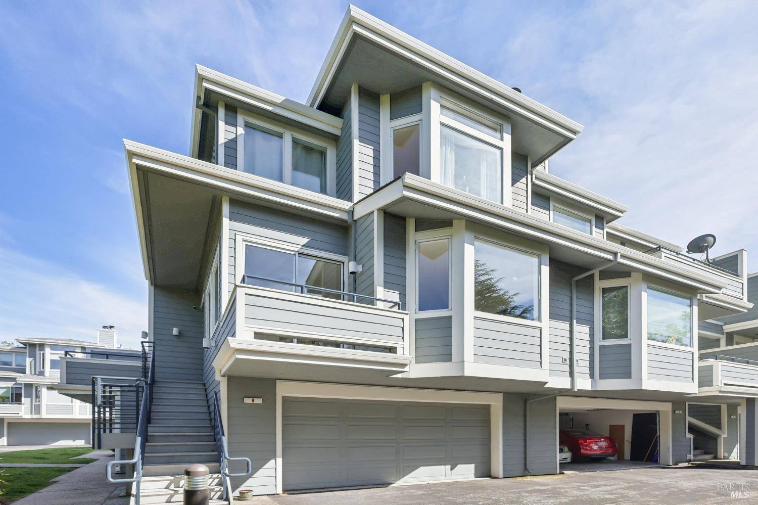 San Rafael, CA 94903,9 Gable CT