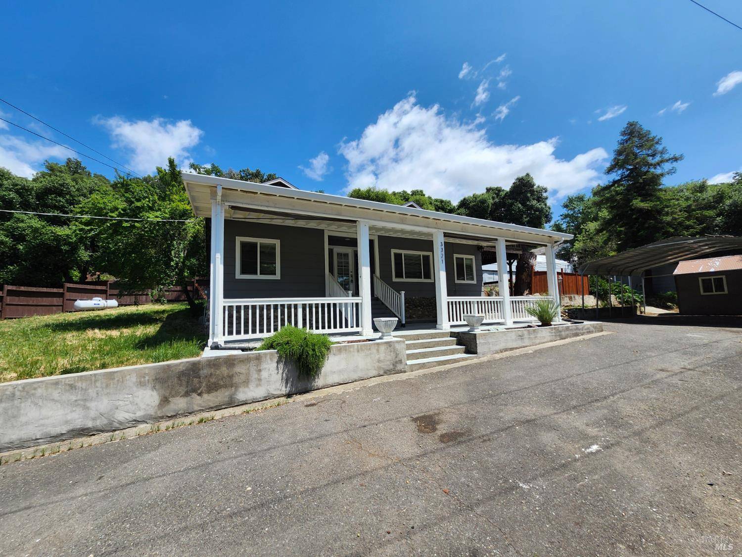 Ukiah, CA 95482,3321 Old River RD