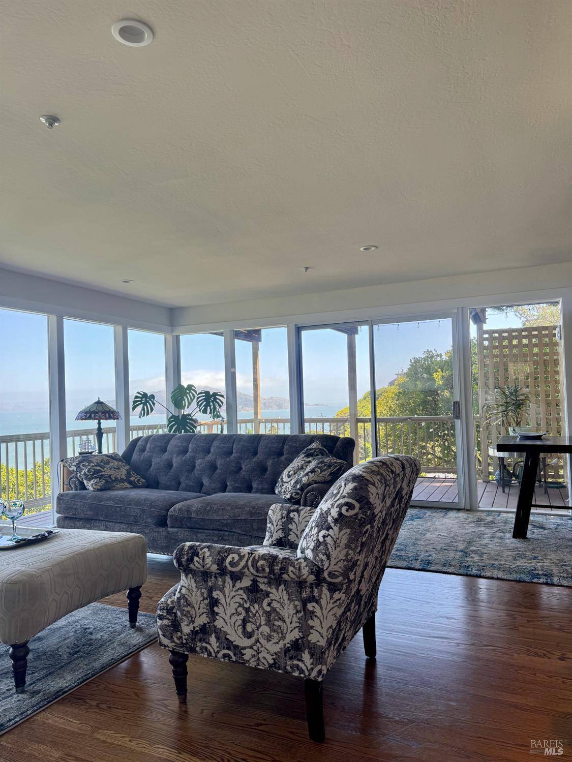 Sausalito, CA 94965,48 Marion AVE