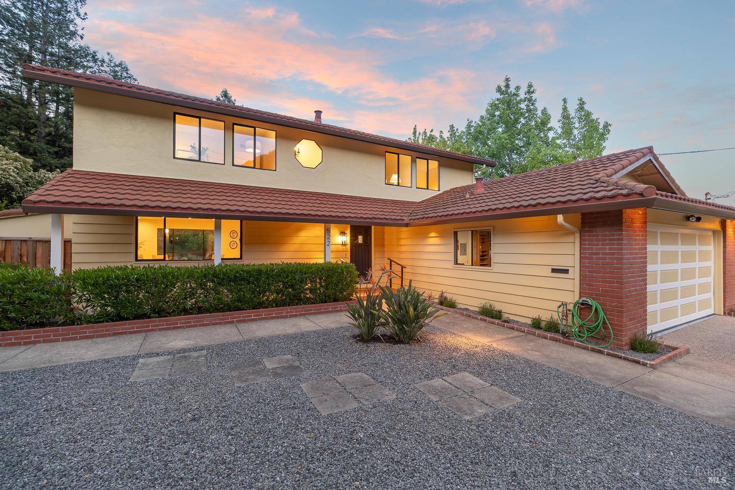 San Rafael, CA 94903,522 Blackstone DR