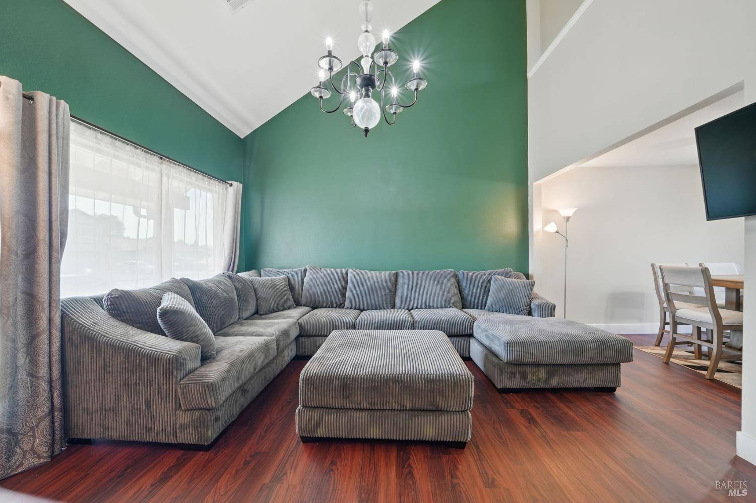 Suisun City, CA 94585,819 Bluejay DR
